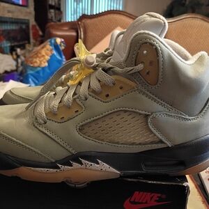 Nike Kids Air Jordan 5 Retro - Olive and Tan